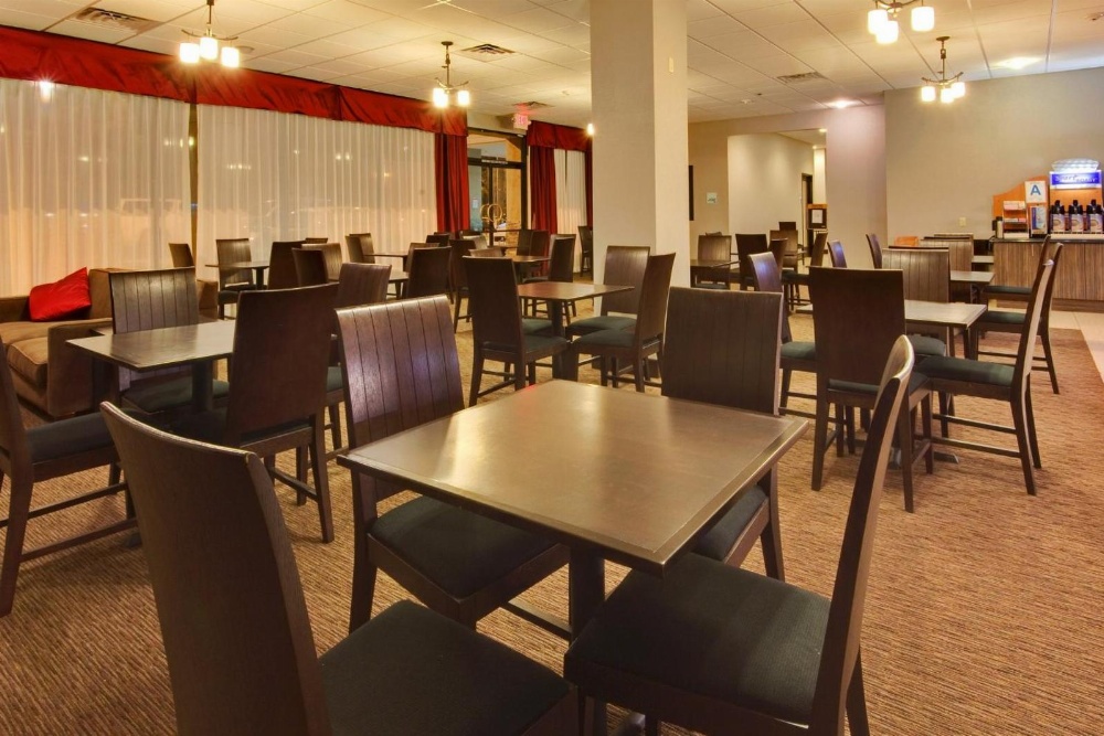 Holiday Inn Express Los Angeles LAX Airport